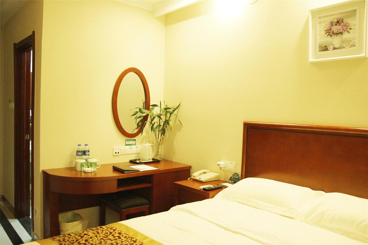 GreenTree Inn Beijing Chaoyang District Maquanying Subway Station Express Hotel Bagian luar foto